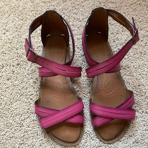 Clarks ankle strap flat sandals pink